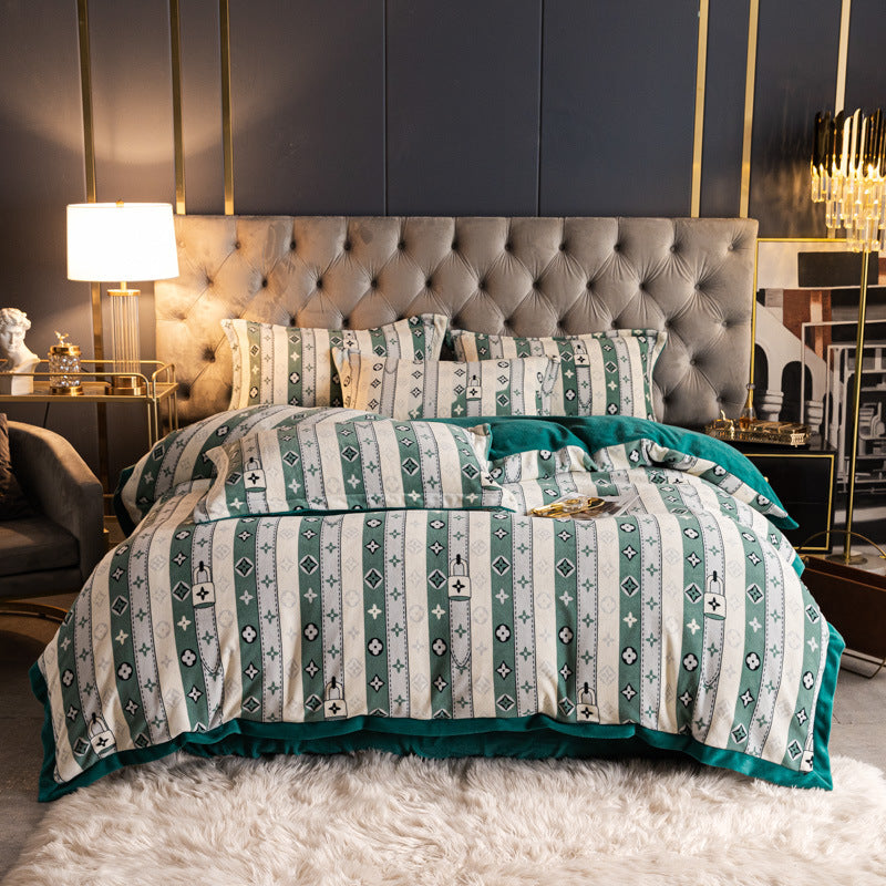 Nordic Thick Velvet Bed Sheet Set - Double-Sided Warm & Cozy Bedding