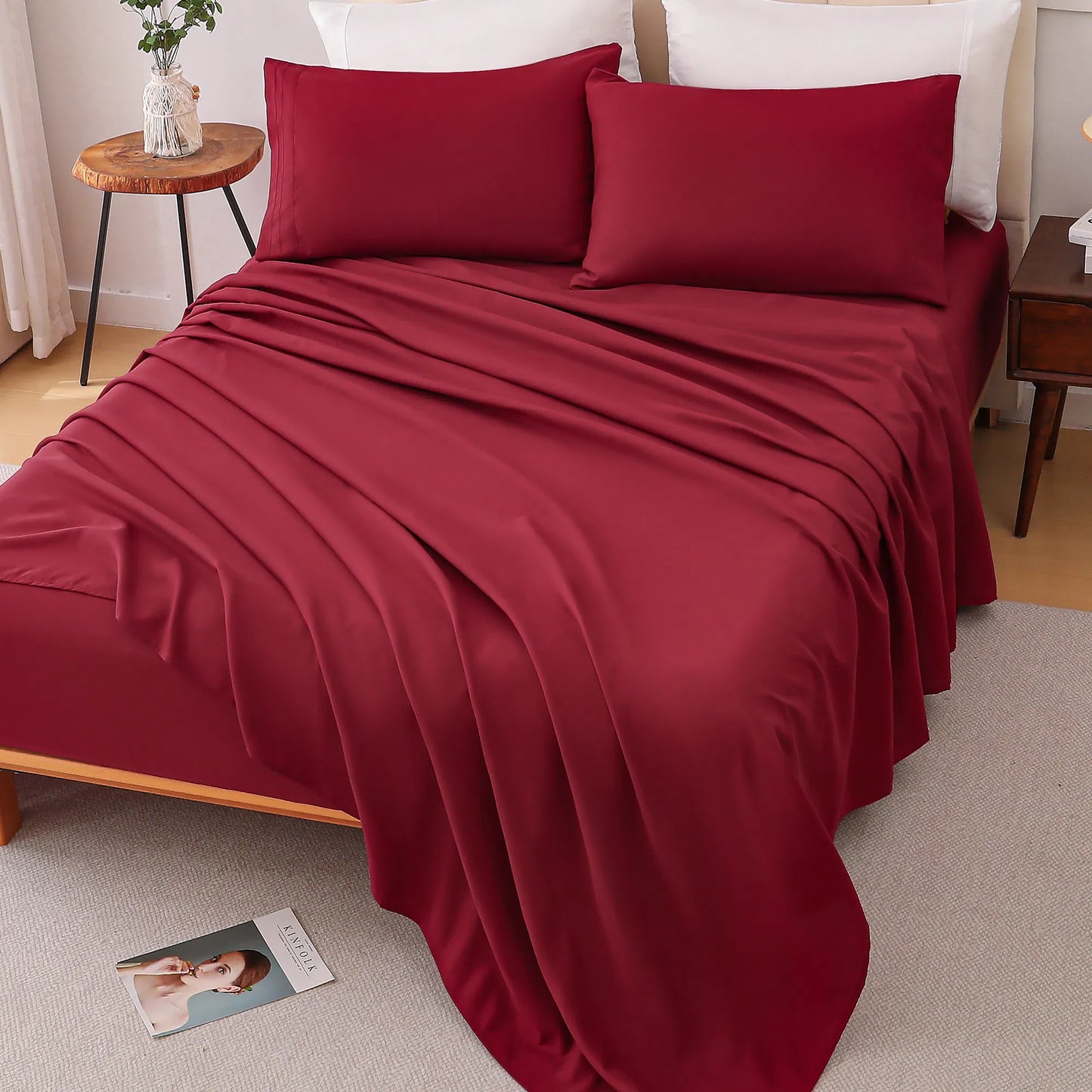Four-Piece Bedding Set - Cloud-Like Comfort, Wine Red