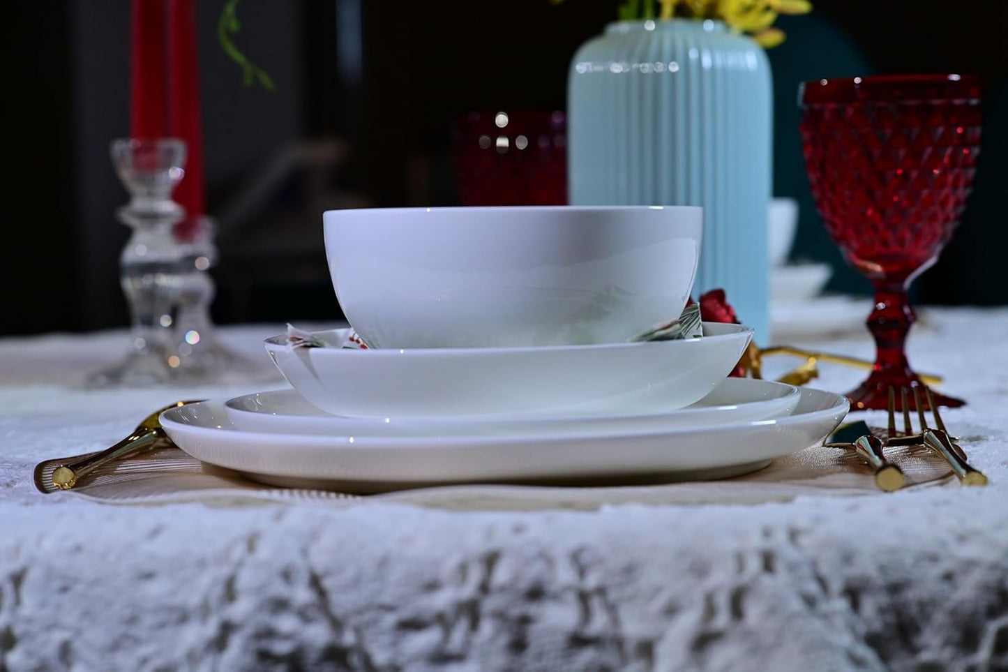 Lily Bone China Dinnerware Set - 16 Pieces Service for 4