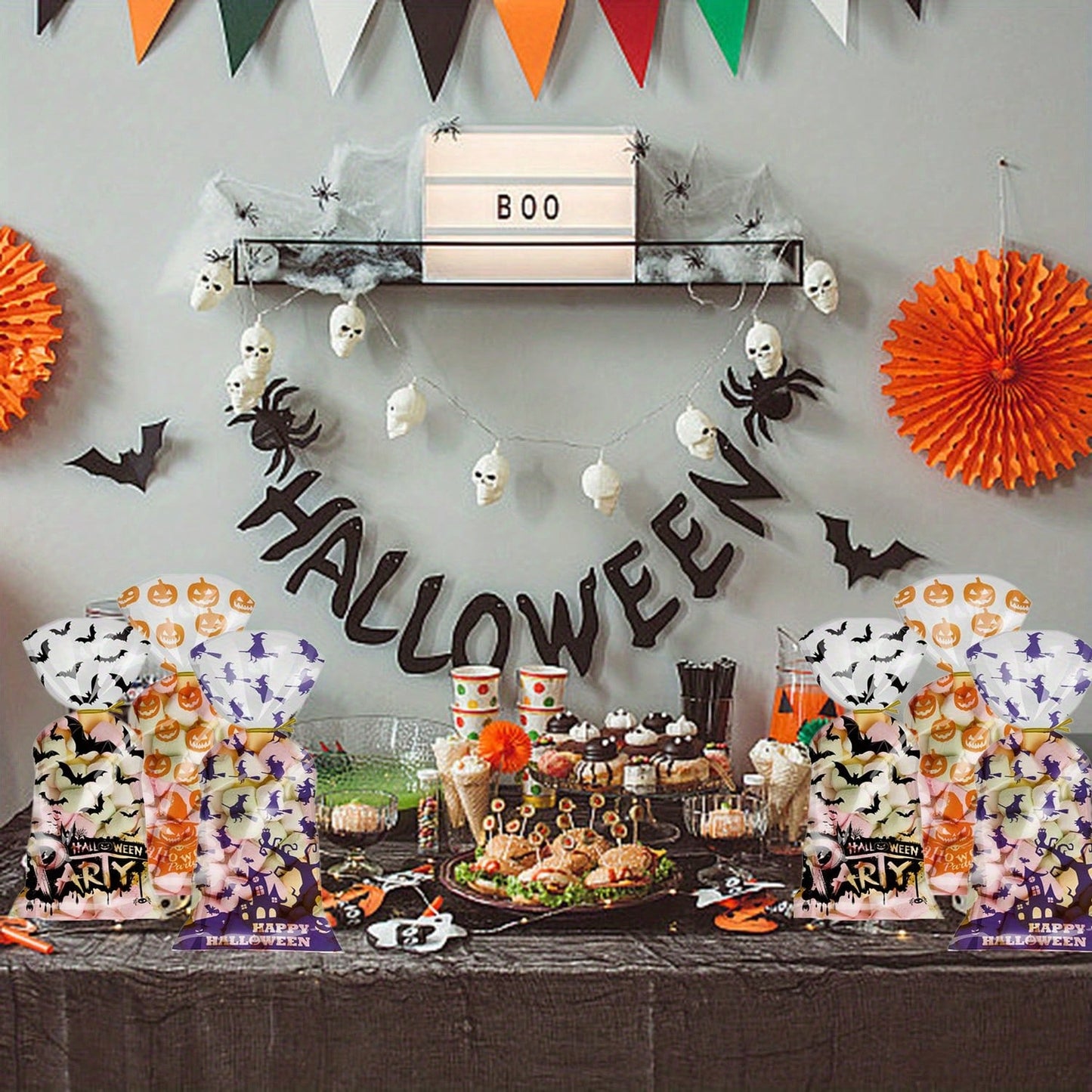 Halloween Gift Wrapping Bags - 200 Pcs Pumpkin & Bat Design
