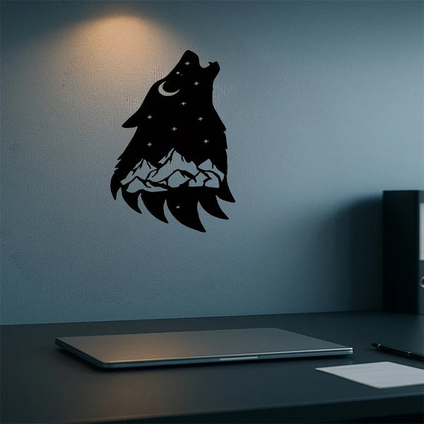 Gothic Howling Wolf Metal Wall Art - Black Decor for Home