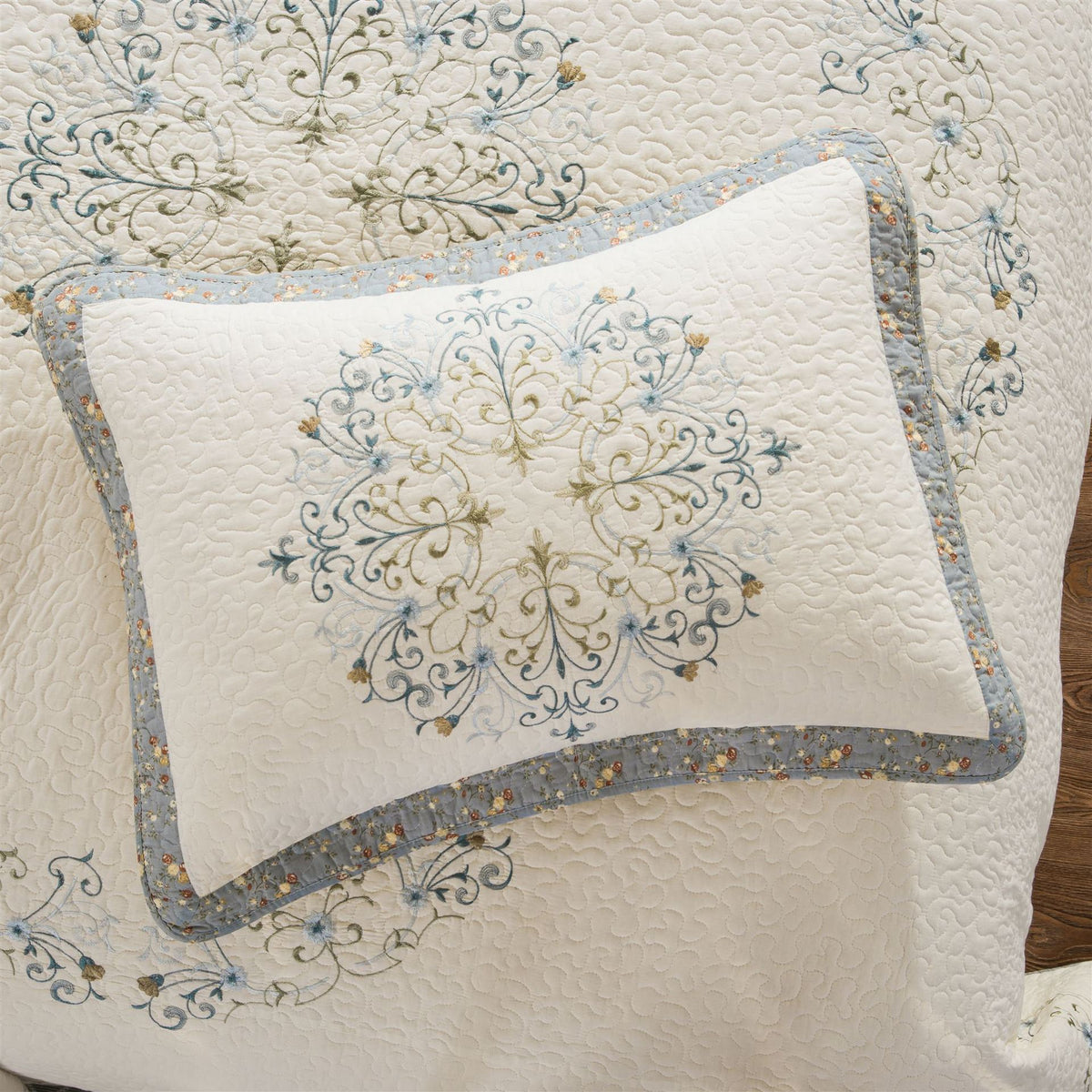 European-Style Cotton Bed Cover Set - Embroidery & Quilted Bedspread, Three-Piece