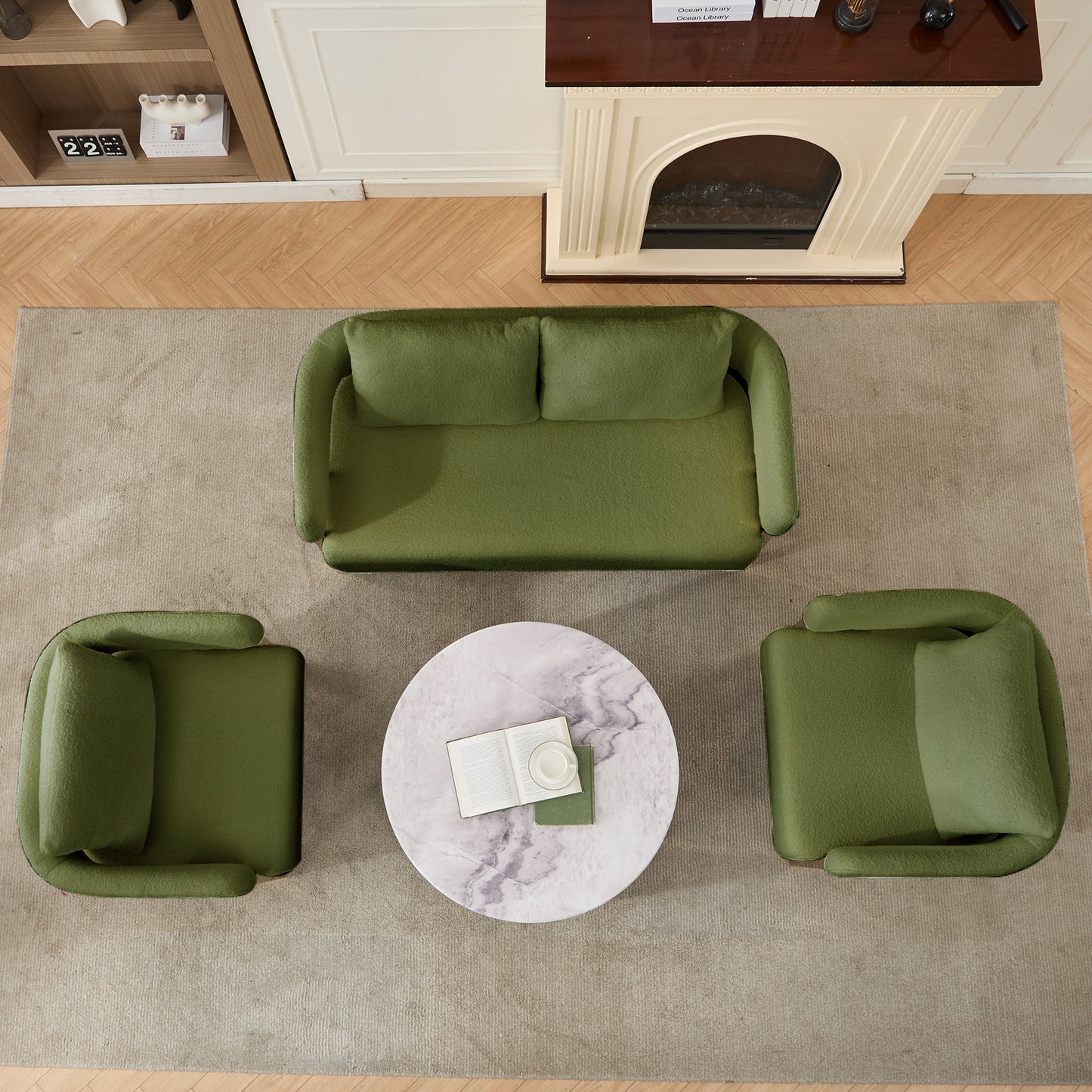 Modern Decorative Chair with Gold Metal Legs - Green