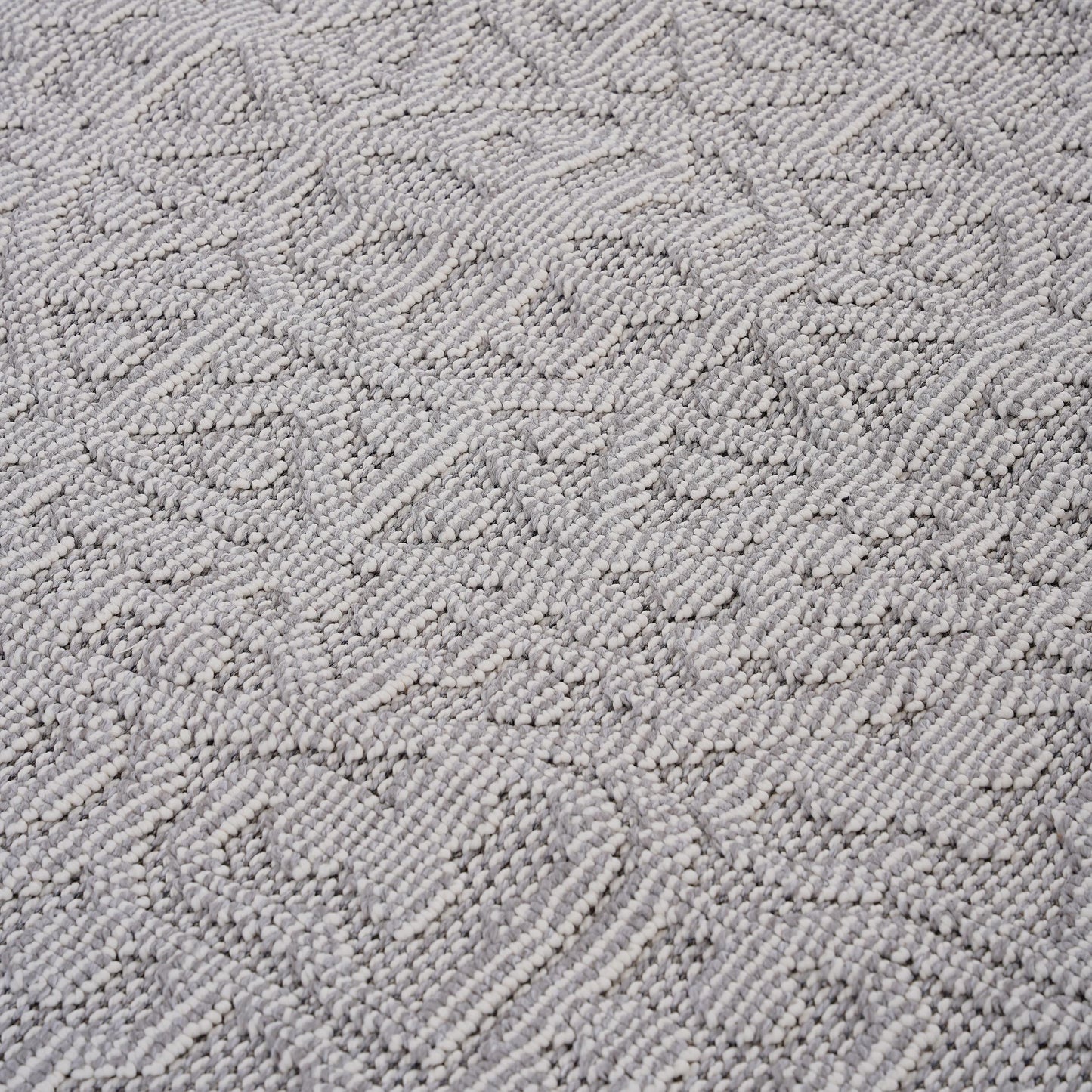 Guros 4X6 White Ivory Medallion Indoor Outdoor Area Rug