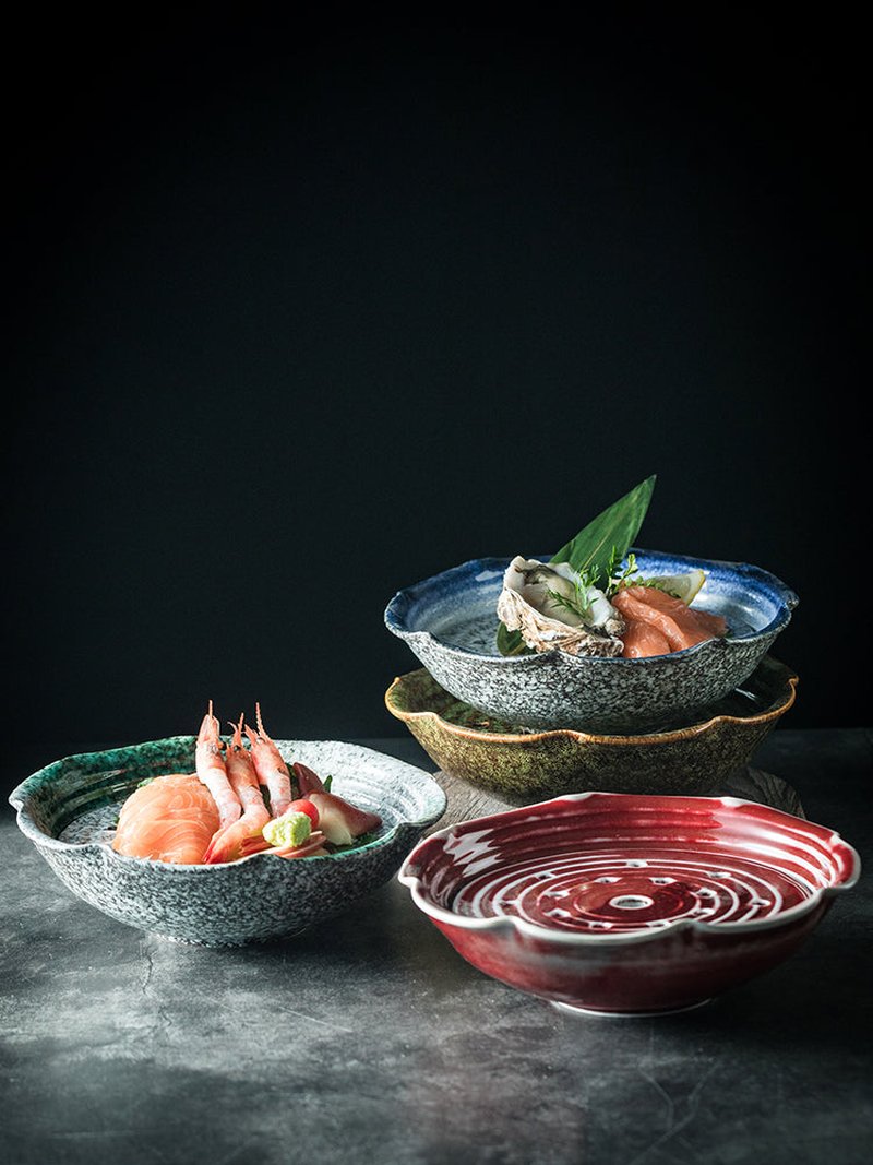 Ceramic Sashimi Plate with Dry Ice Effect - 11 Inch Seafood Dish