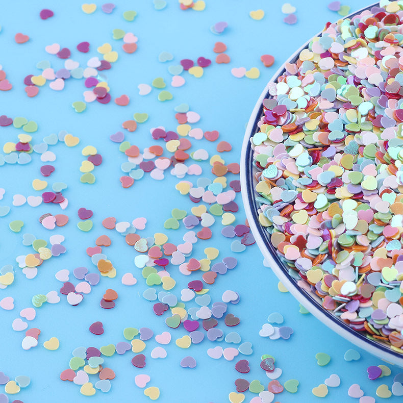 Iridescent Heart-Shaped Sequin Garment Accessories 500g Bulk Pack