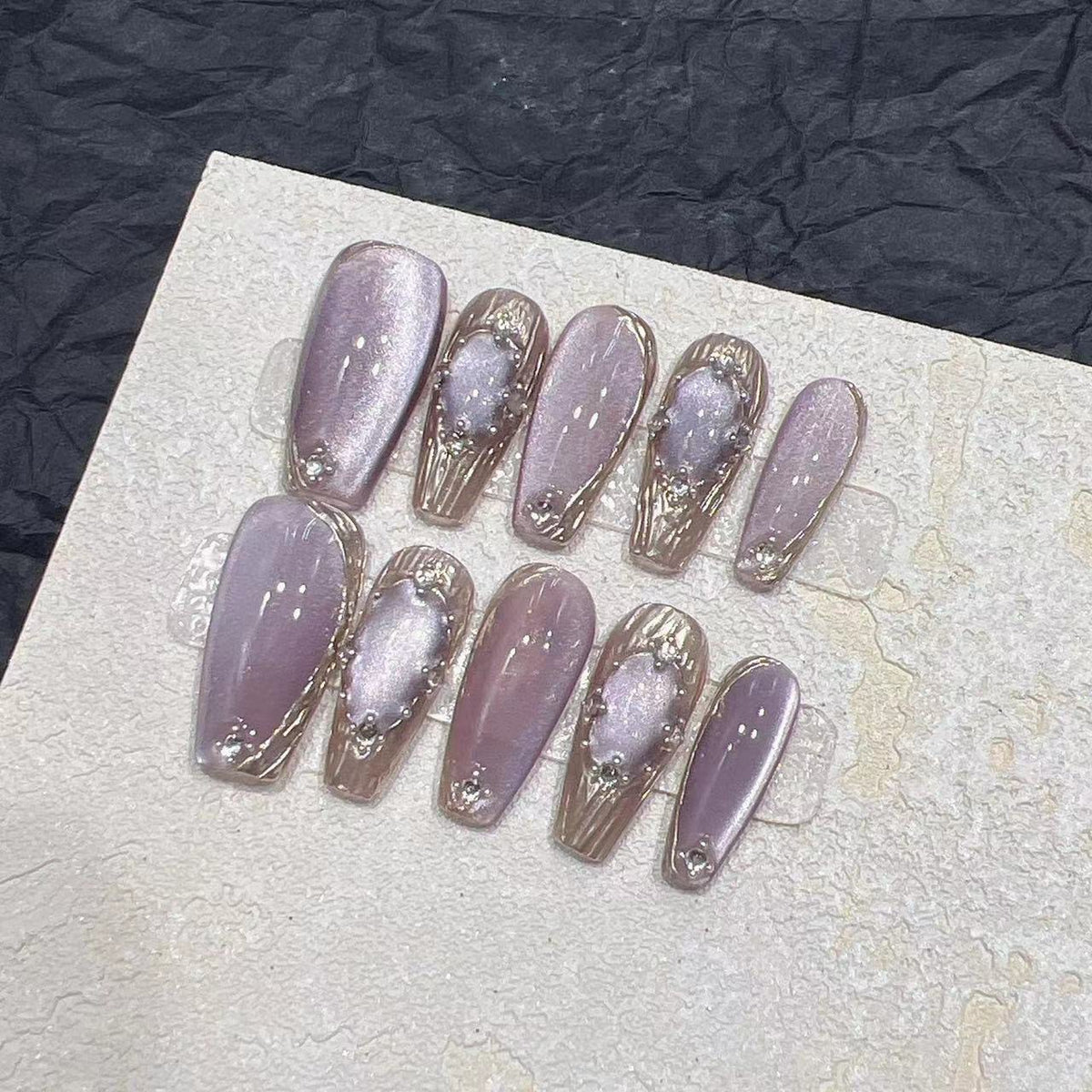 Wearable Nail Art Set for Women - Handmade Short & Mid-Length False Nails