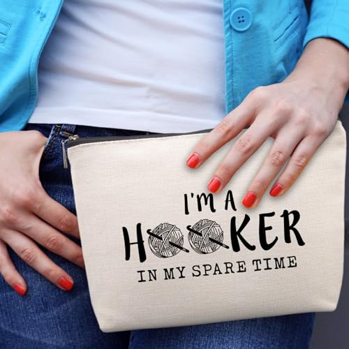 Funny Crochet Gifts Makeup Bag, Crochet Gifts for Crochet Lovers, Crochet Knitting Gifts Christmas Friendship Fun Gifts Funny Birthday Gifts for Women Friends Sister Mom Travel Cosmetic Bag