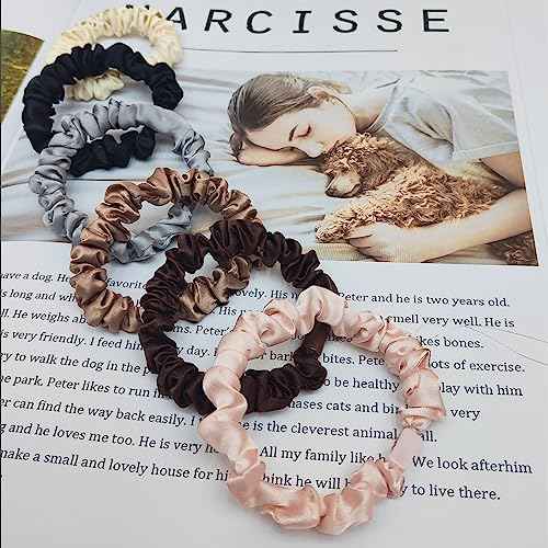 Light Up Scrunchies Party Favor, Gifts for Girls Halloween LED Scrunchy Hair Ties for Women & Girls Hair 80s, Glow in the Dark Party Supplies Festival Rave Accessories for Neon Glow Party