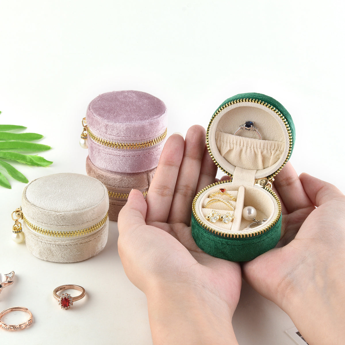 Mini Velvet Jewelry Storage Box - Portable Ring Organizer, Multi-Color