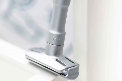 MERKUR FUTUR 700 Adjustable Double Edge Safety Razor - Matte Chrome, Adjustable Razor With Dial, Made in Germany, Plastic-Free, Snap-On Cap Design, Straight Bar
