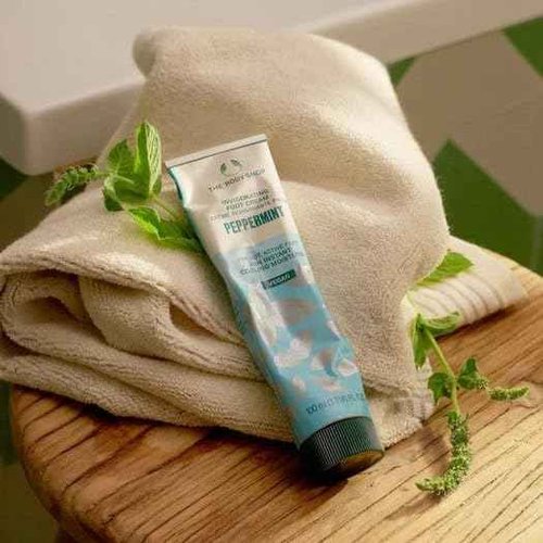 The Body Shop Peppermint Intensive Cooling Foot Rescue Cream, 100ml