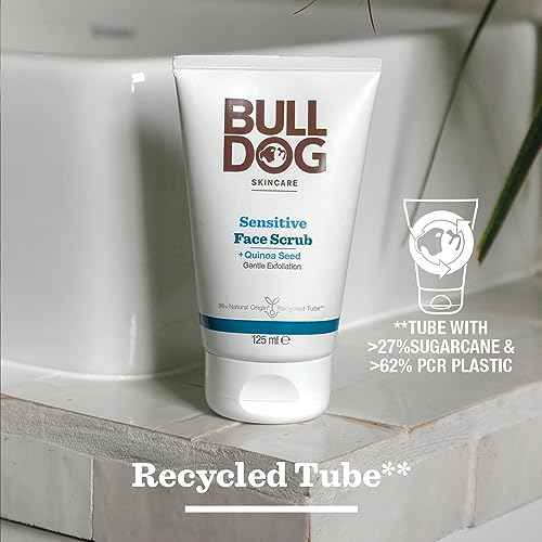 BULLDOG SKINCARE - Sensitive Face Scrub For Men Exfoliating Quinoa Seed Scrub 125 ml