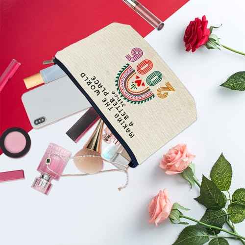 20th Birthday Gifts for Girls Makeup Bags, 2005 Happy 20th Birthday Decorations for Teen Girls, 20 Year Old Girl Birthday Gifts for Daughter, Sister, Granddaughter, Cosmetic Travel Pouch, Christmas