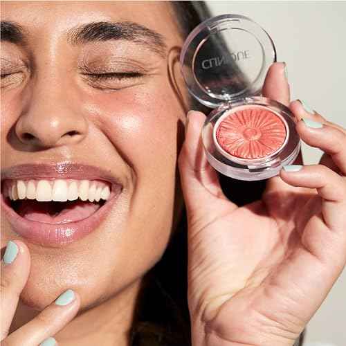 Clinique Cheek Pop Blush | Long Lasting, Buildable + Vibrant, Yet Natural-Looking Color