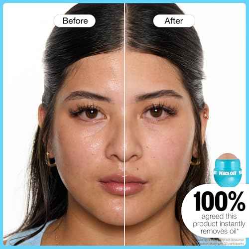 PEACE OUT Skincare Instant Pore & Oil Control Roller with Halloysite Clay