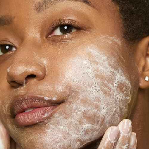 Good Molecules Brightening & Dark Spots Bar - Soap Free Face and Body Bar - Tranexamic, Kojic Acids and Niacinamide to Target Dark Spots - Skin Care