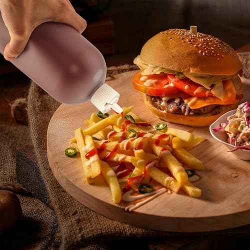 Cornucopia Brands 32oz Flip Top Plastic Squeeze Bottles (4-Pack); XL Dilution Bottle for Shampoo, Dog Grooming, Liquids Mixing, Squirt Spout