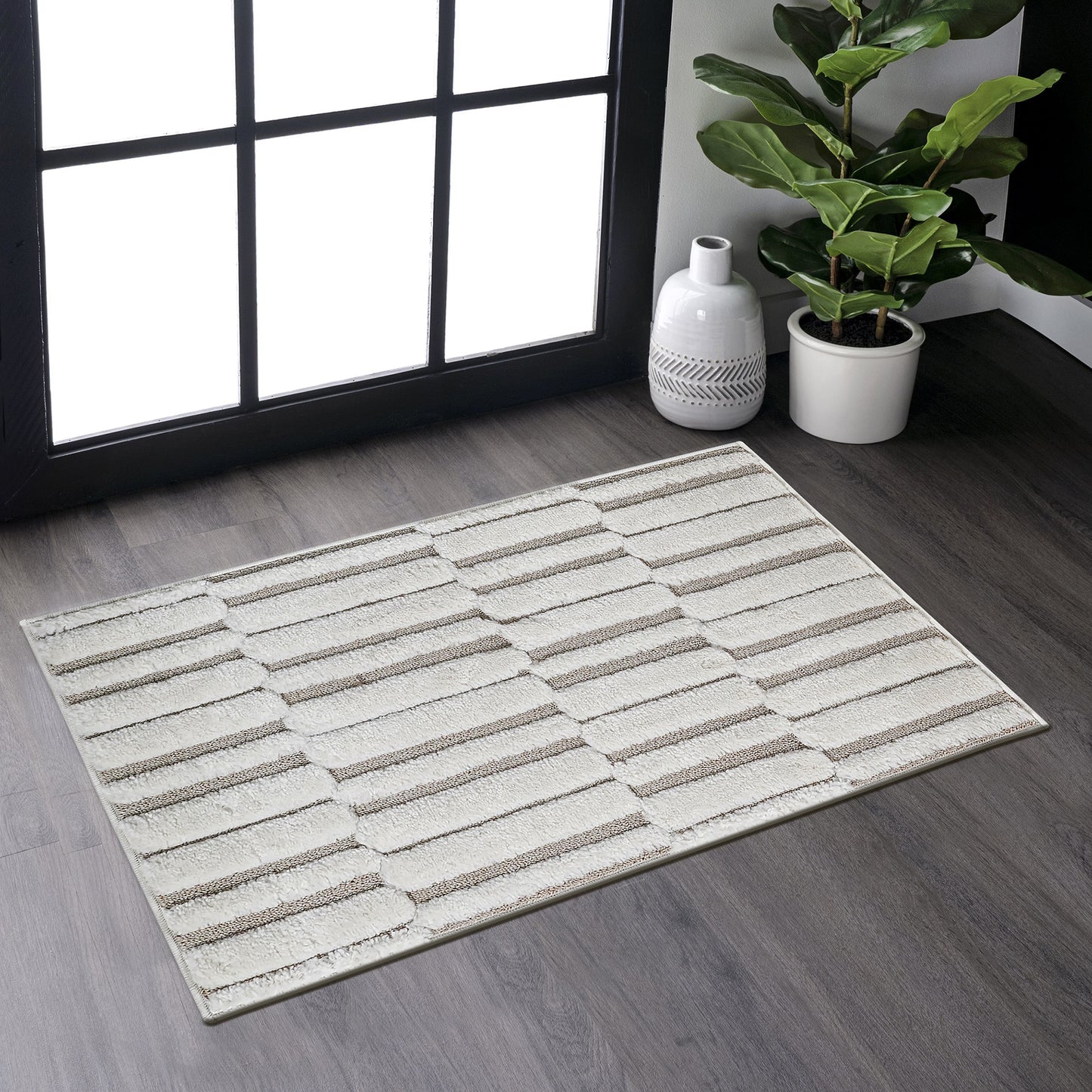 Step Collection High-Low Striped Beige Cream Indoor Area Rug, 2'x3',