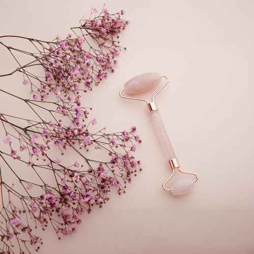Yobee Face Roller Massager, Rose Quartz, Gua Sha Anti Aging Wrinkles Puffiness Acupressure Facial Skin Care Gift for Women