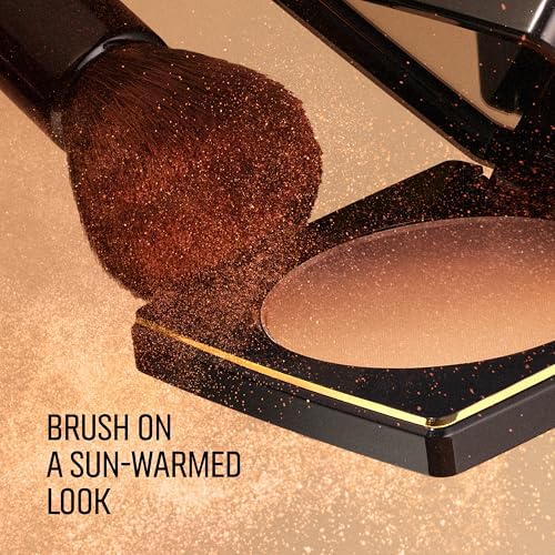 Bobbi Brown Cheek & Powder Brush | Multi-Purpose Brushes for Blending Blush, Bronzer or Powder for Seamless Application