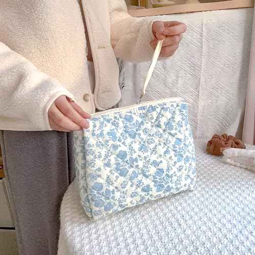 Large Travel Makeup Bag - Quilted Cotton Cosmetic Organizer with Zipper, Cute Coquette Floral Aesthetic Toiletry Pouch Gift for Women (Blue Floral)