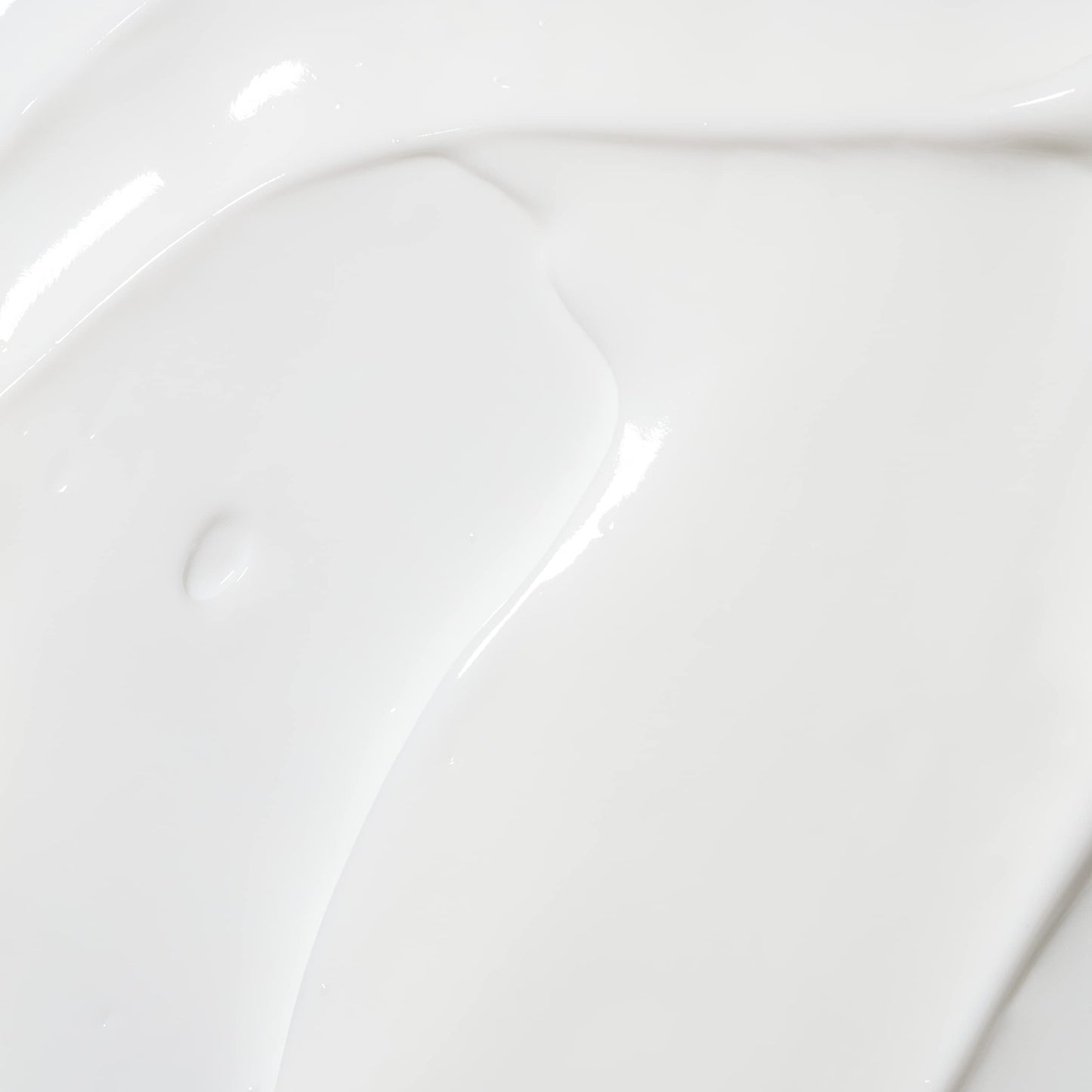 Lumene [Lähde] Nordic Hydra Intense Hydration Facial Moisturizer - Lightweight Plumping Face Cream for Dry Skin - Enriched with Arctic Spring Water + Hyaluronic Acid for Instant Moisture (50 ml)