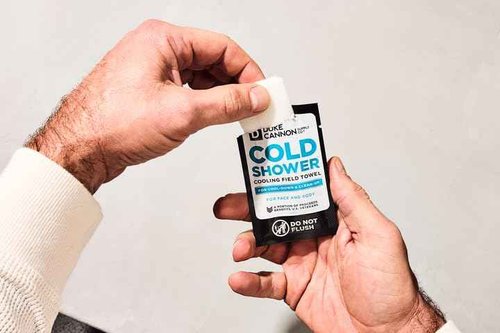 Duke Cannon Cold Shower Cooling Field Towels – Menthol Body Wipes for Men, No Rinse Face & Body Cleansing Wipes, 15 Individually Wrapped Towels (6 Pack)