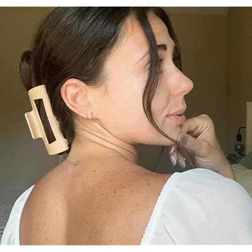 The Original Mello Hair Claw Clip Squishy Claw Clip (Brown, Medium) Made in Korea Patent Pending 30021976