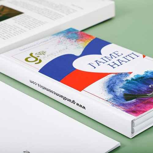 Eyeshadow Pallette j aime Haïti 4 in 1 EYESHADOW palette -BOLD &Vbrant colors-long lasting,vegan,cruelty free make up -inspired by haitian beauty