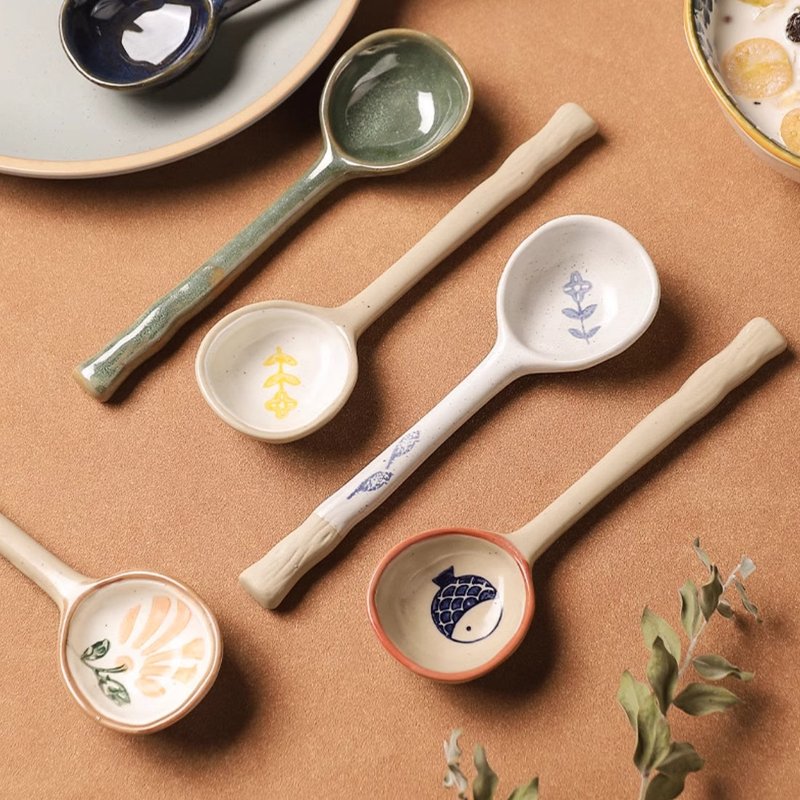 Ceramic Small Fish & Flower Soup Spoons Set - Kitchen Utensils for Dining