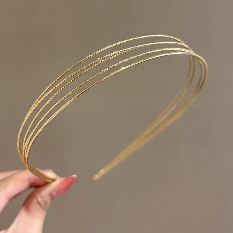 Stylish Metal Headband for Women - Minimalist Fan-Shaped Hair Accessory