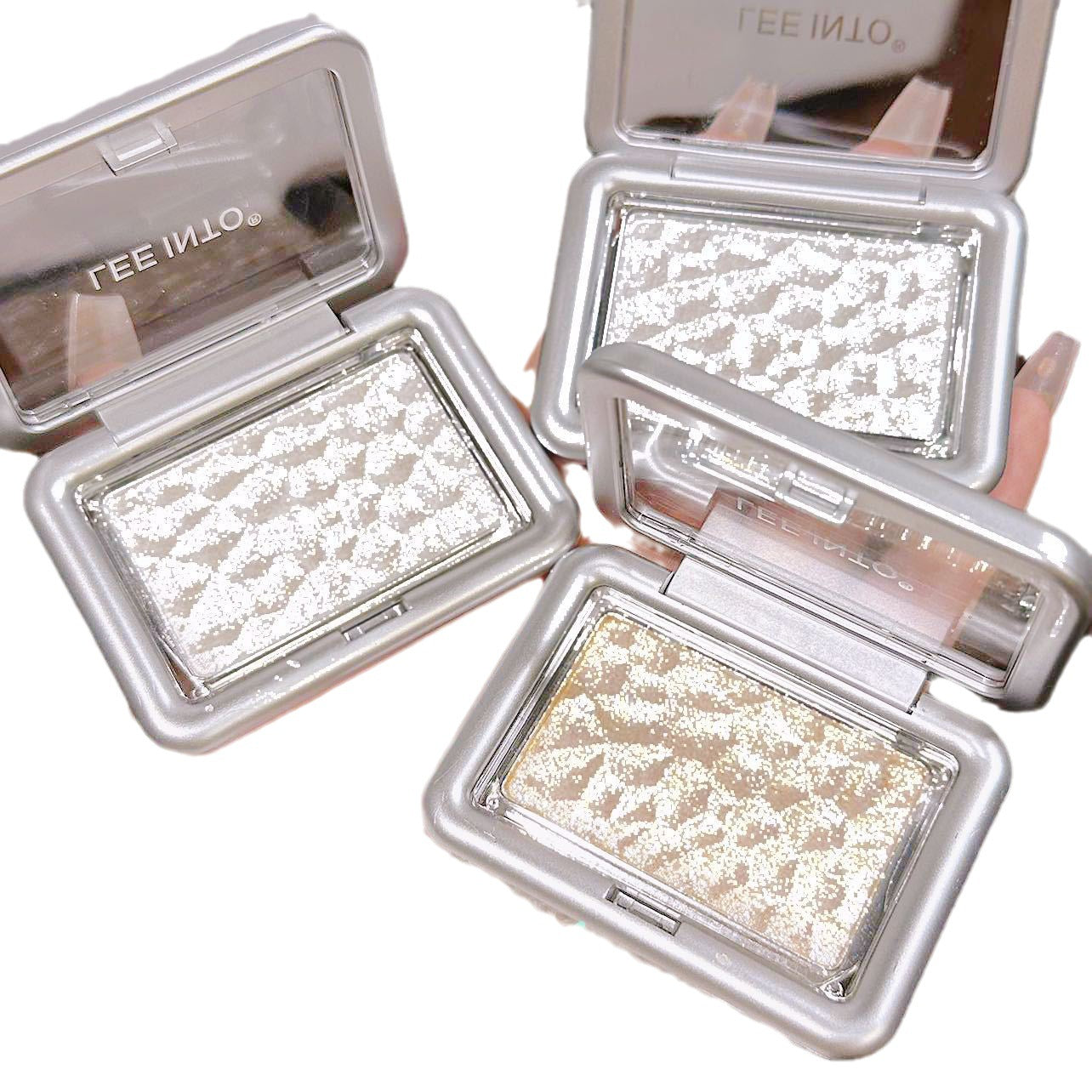 Highlight Eyeshadow Palette with Pearlescent Finish - Multiple Colors