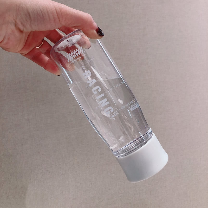 Portable Plastic Water Bottle with Leak-Proof Lid for Sports and School - 550ml/650ml