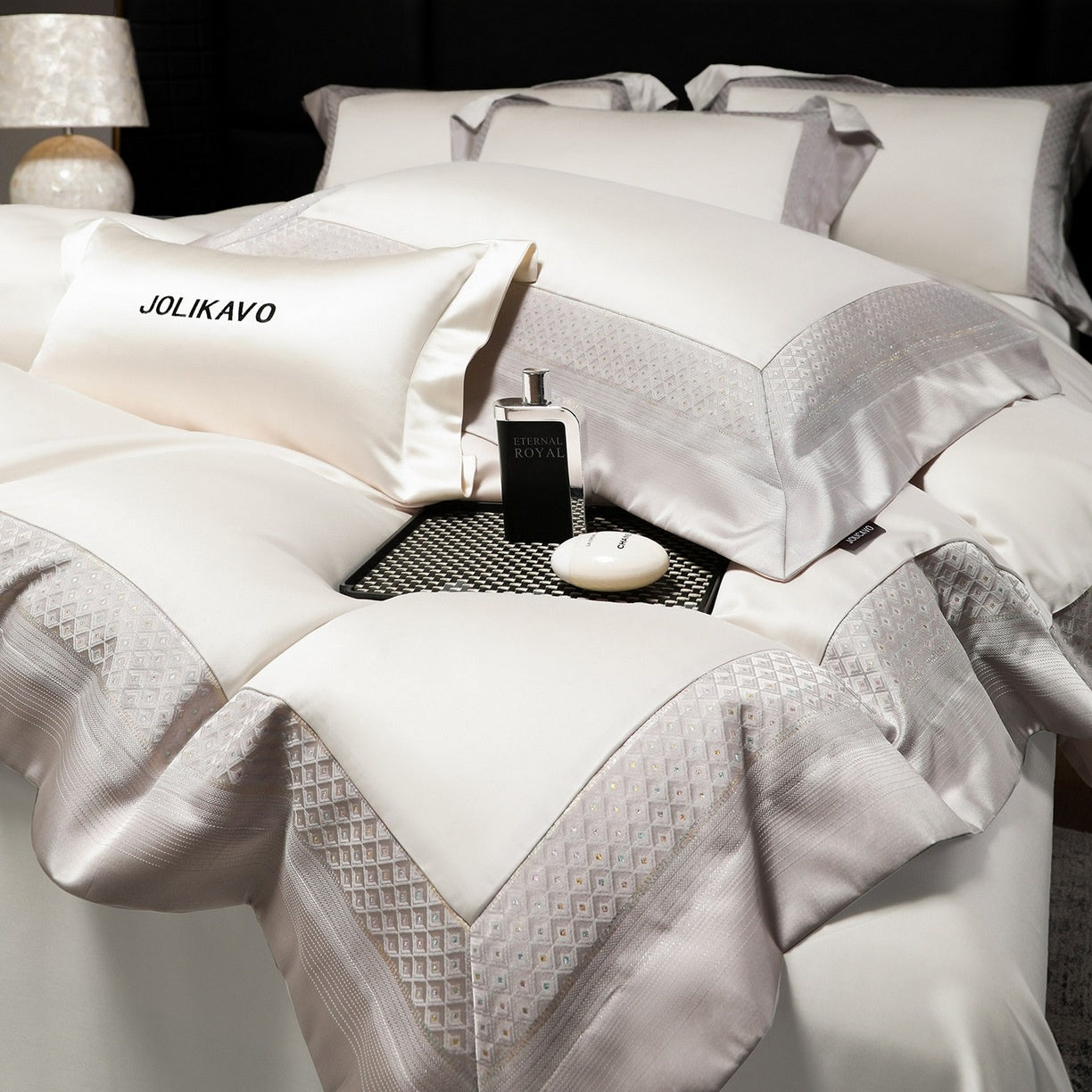 Cotton Duvet Cover Set 4 Pieces All-Cotton Embroidered Patchwork Bed Bedding