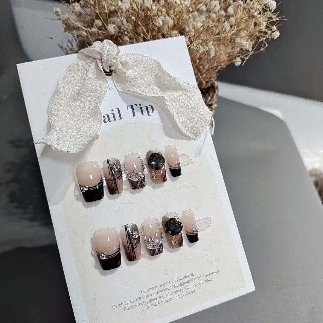White Noble Temperament Wear Armor 10 Pieces - Nail Art Kit Accessories