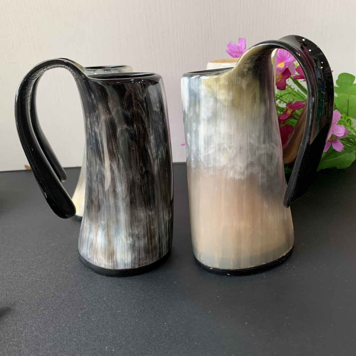 Niujiao Handcrafted Water Cup Ornament - Natural Horn, Modern Home Decor