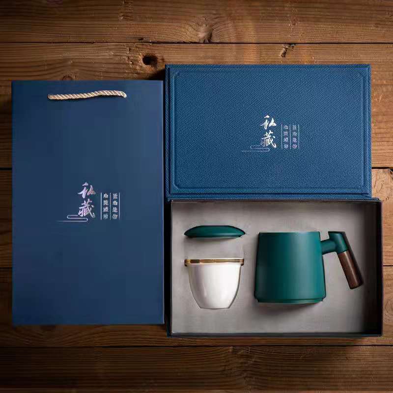 Creative Gift Country Tide Water Mug Set with Lid and Handle - Ceramic Drinkware