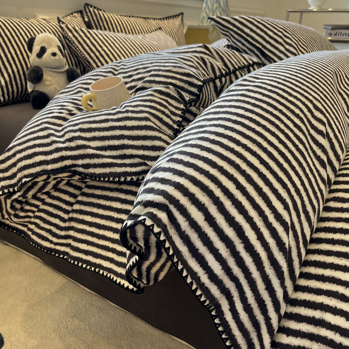 Thickened Cotton Duvet Cover Set for Fall and Winter - Modern & Minimalist