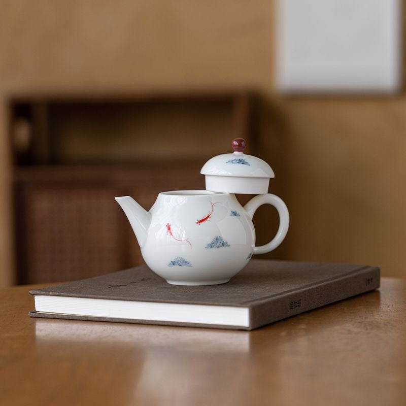 White Porcelain Fish Play Teapot 145ml Hand-Painted Chinese Style Kitchenware