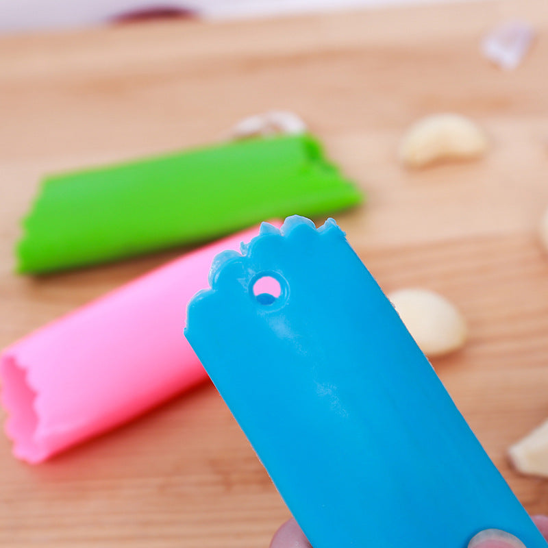 Manual Garlic Press Kitchen Tool - Silicone Handheld Peeler, Multiple Colors