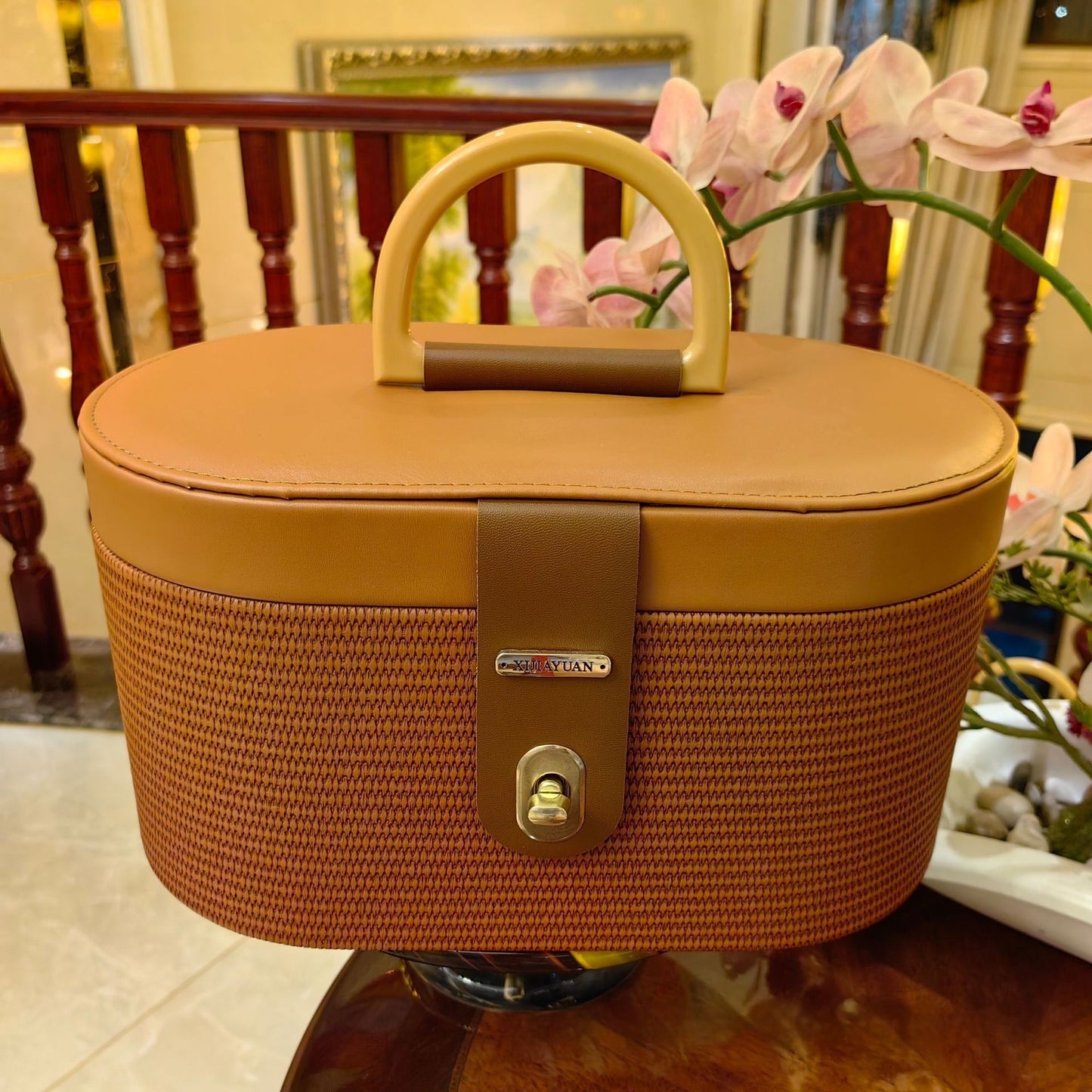 Oval Wheat-Ear Pattern Suitcase Candy Box Leather Gift Storage Container