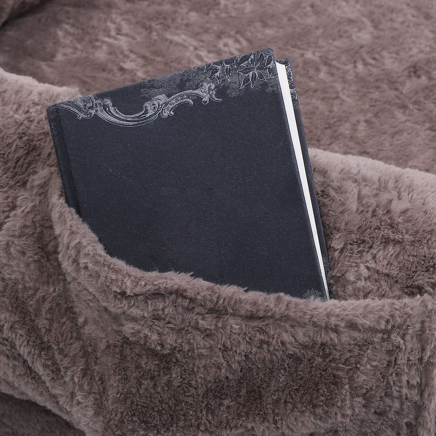 Large Washable Dog Bed with Blanket and Non-Slip Bottom - Plush Pet Nest