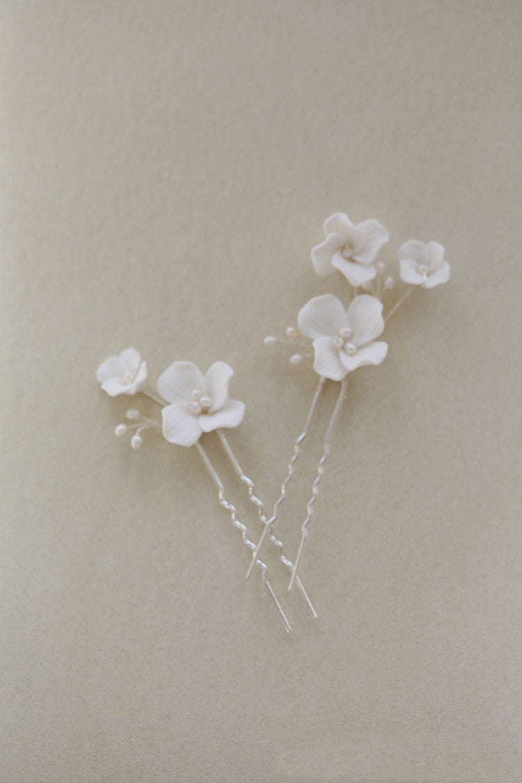White Pottery Flower Hair Fork - Freshwater Pearl Hairpin
