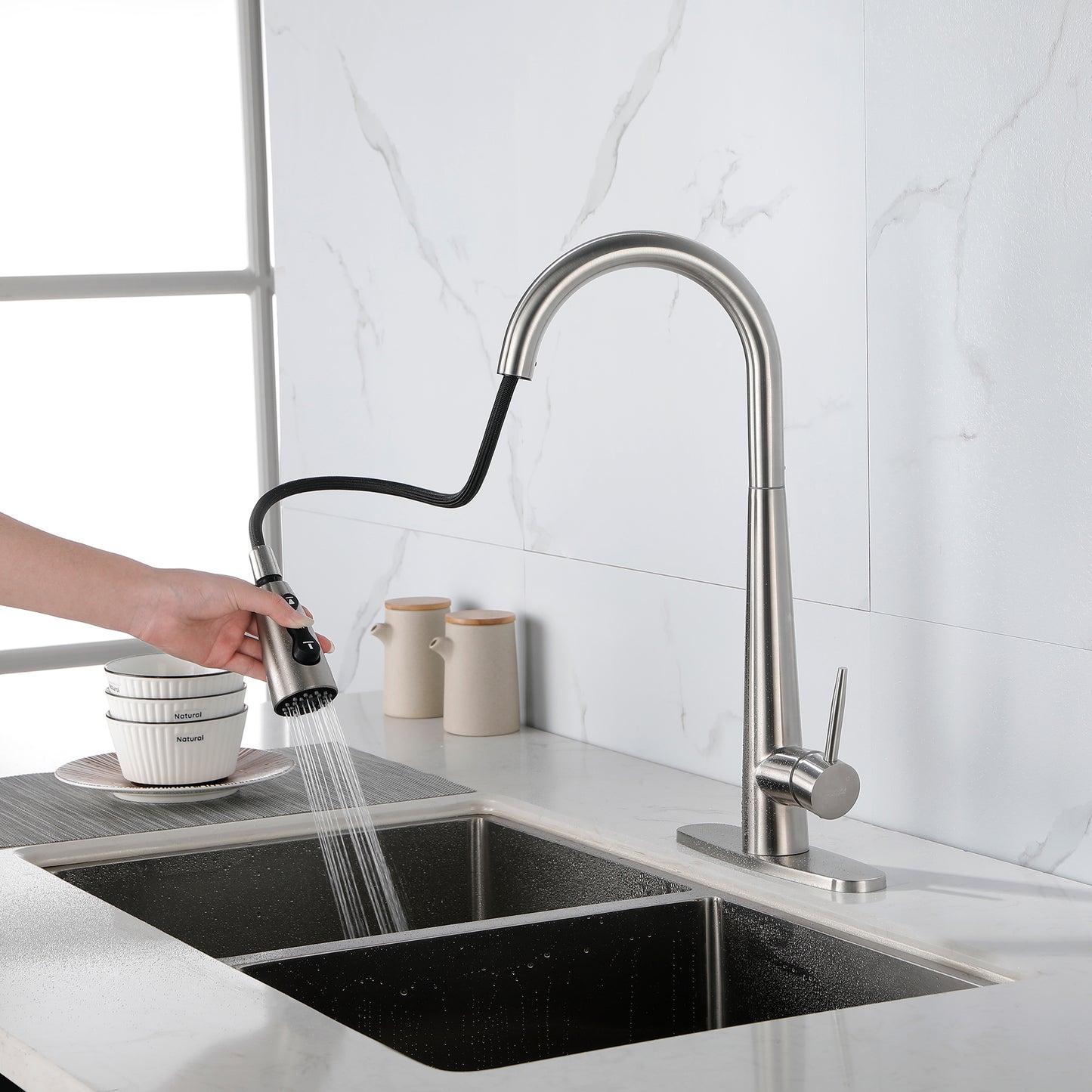 Stainless Steel Kitchen Faucet with Single Handle and Deck