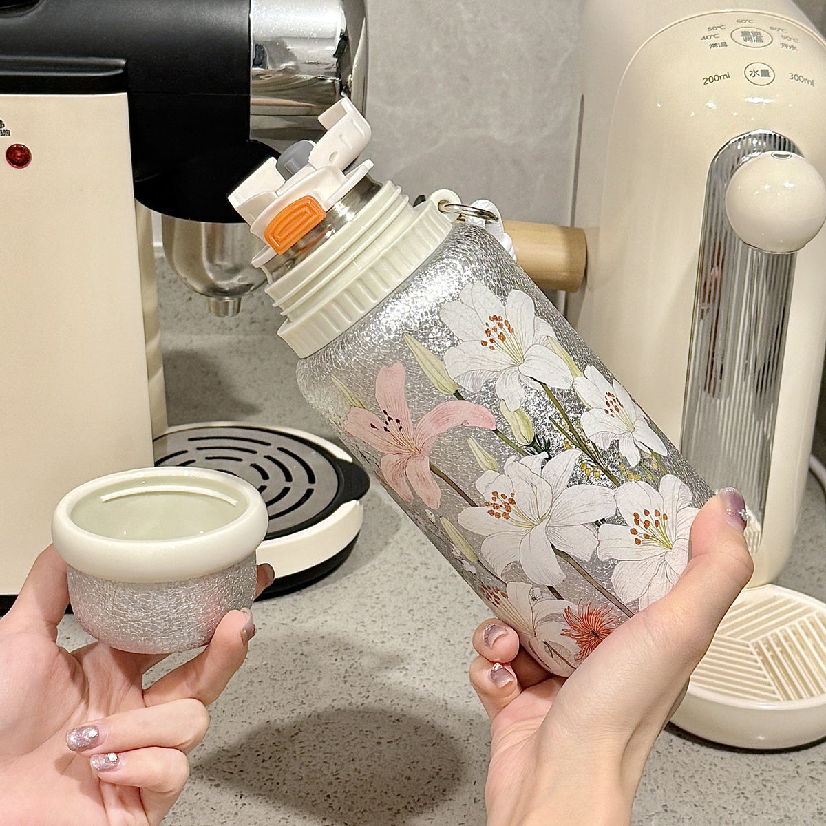 Portable Insulated Stainless Steel Cup with Titanium Coating & Filter - Large Capacity