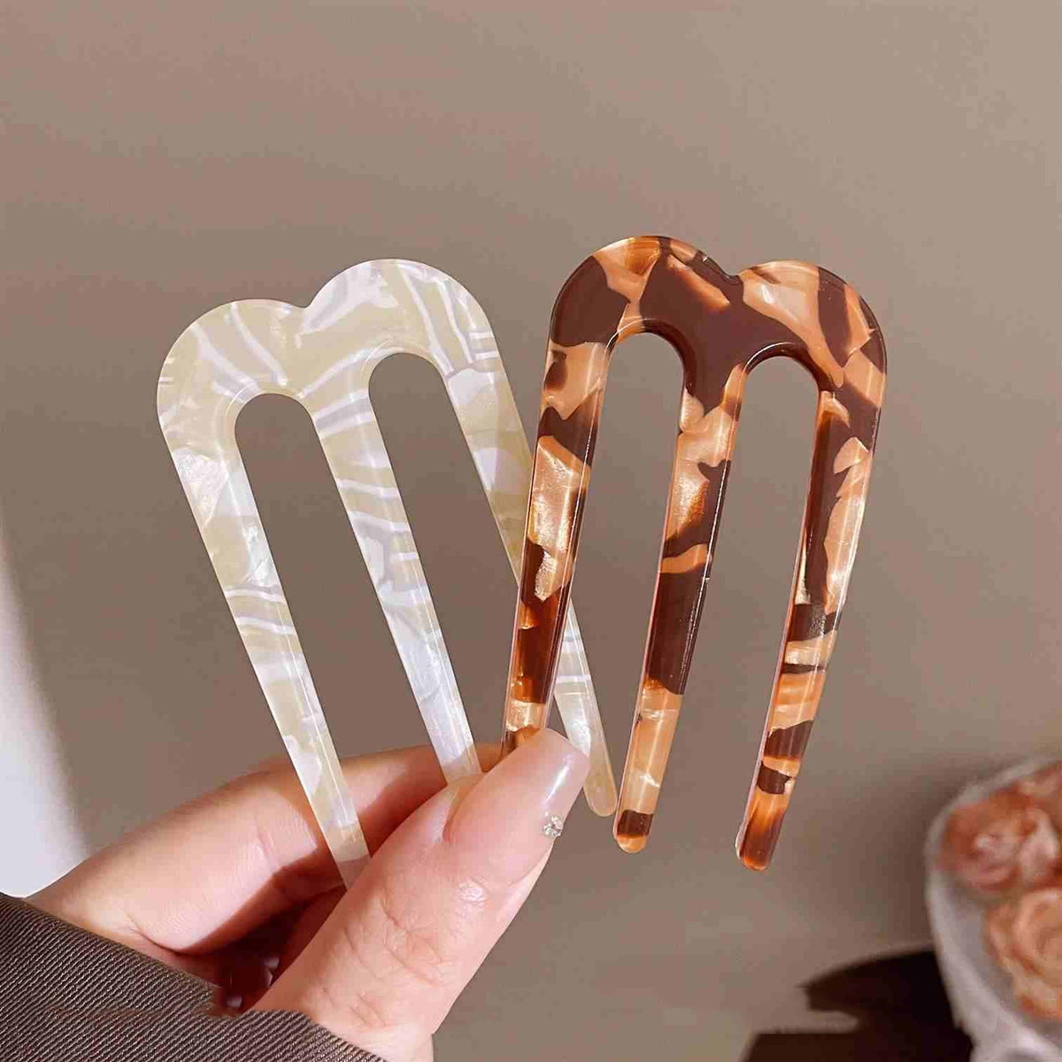 Retro Three-Tooth U-Shaped Hairpin for Women