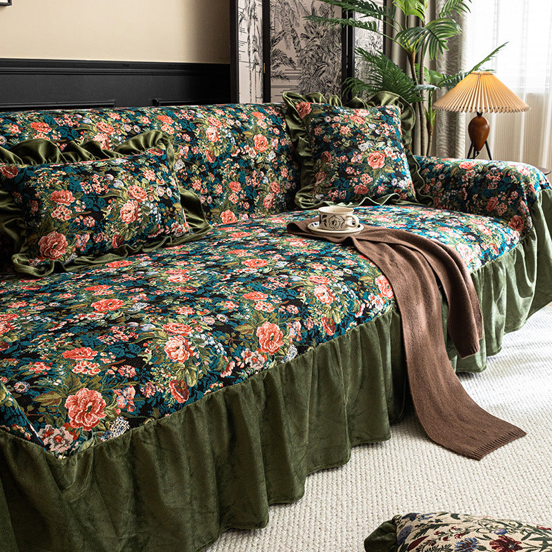 Vintage Style Sofa Cover Non-slip Couch Slipcover with Elegant Pattern