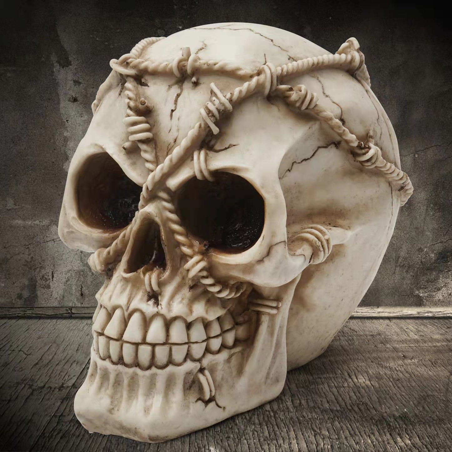 Resin Skull Halloween Decor Ornament - Modern Art Craft Halloween Skull