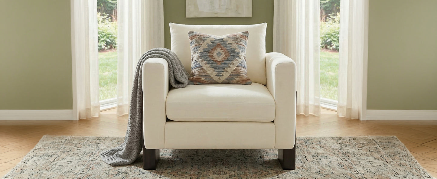Beige Modern Accent Chair - Stylish Club Armchair with Rubberwood Legs